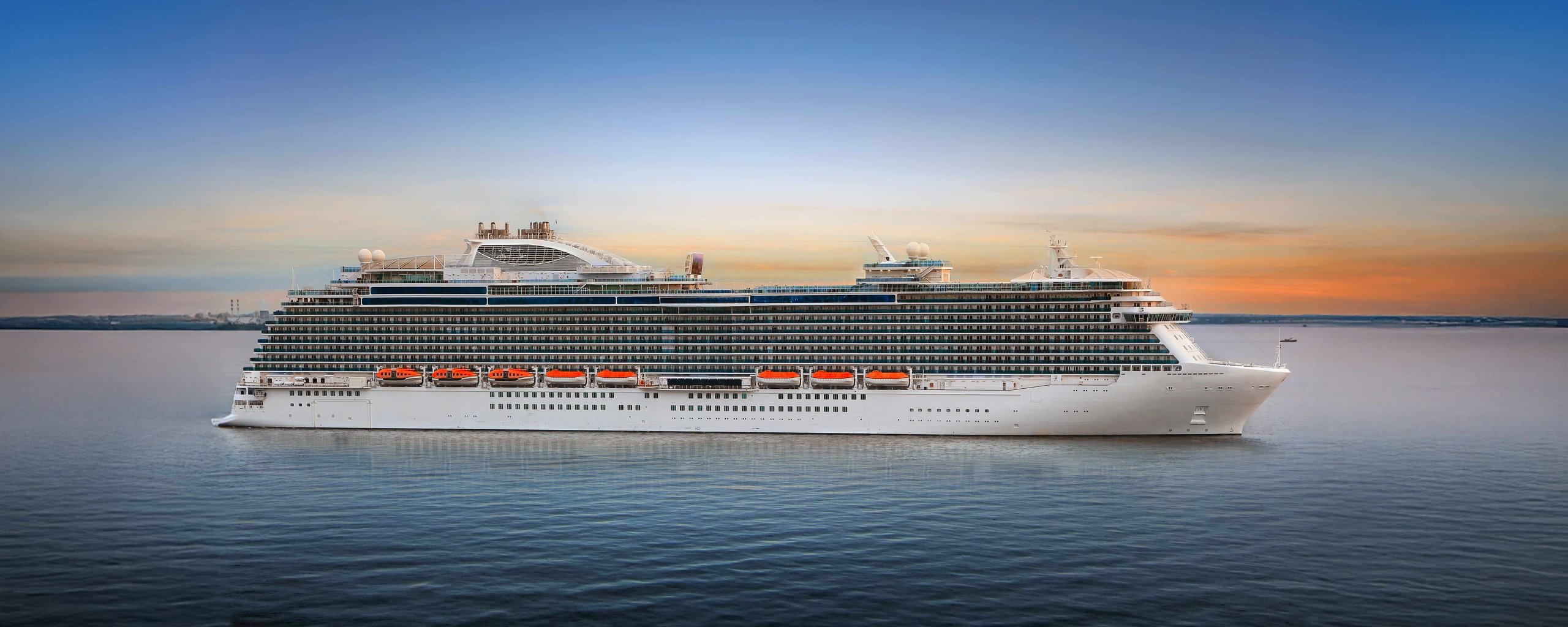 Cruising-ship2